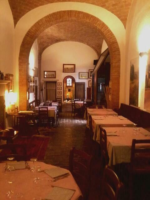 Cisterna Nel Borgo Hotell Castiglione dʼOrcia Eksteriør bilde
